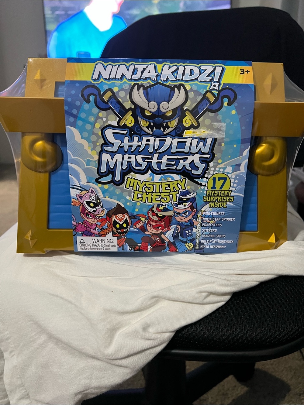 Ninja Kidz Shadow Masters Mystery Chest - Gold & Blue